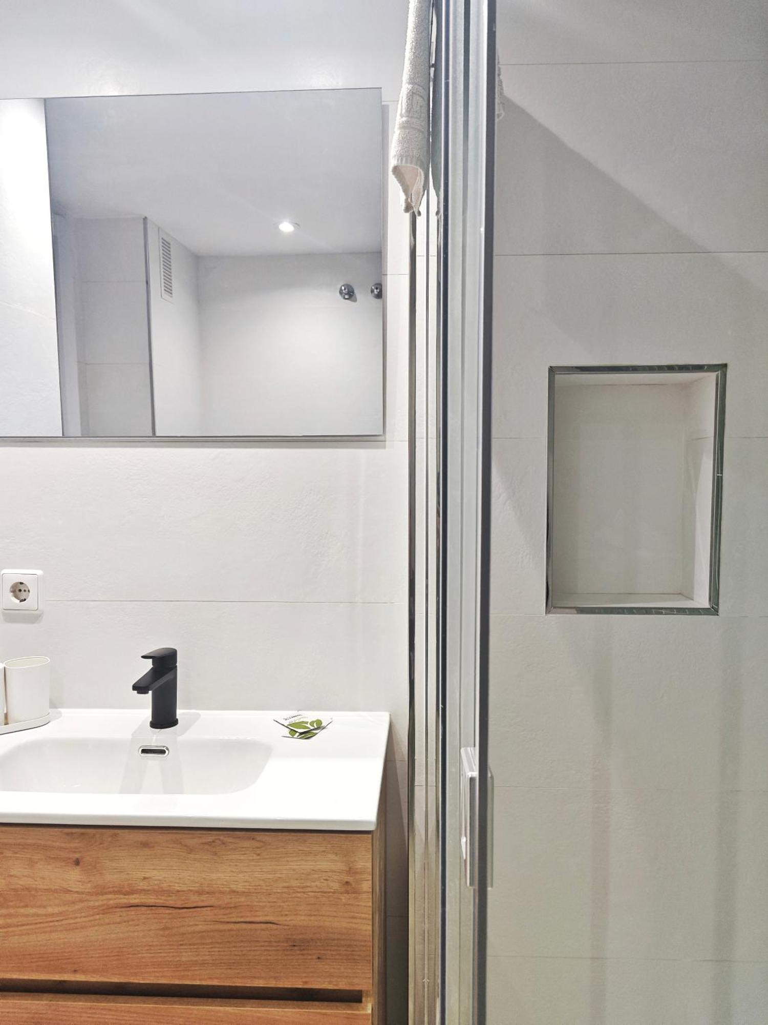 Casa Oasis Benalbeach بينالماذينا الغرفة الصورة