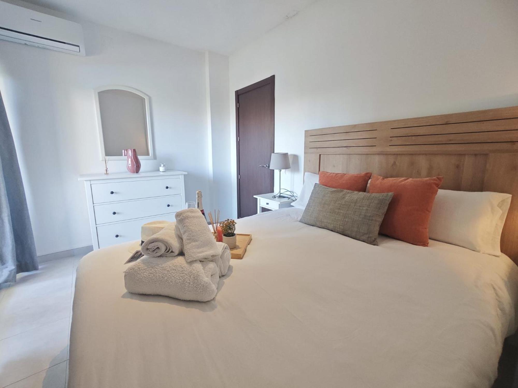 Casa Oasis Benalbeach بينالماذينا المظهر الخارجي الصورة